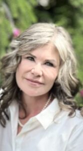 april_cook_profile_pic2-554x1000